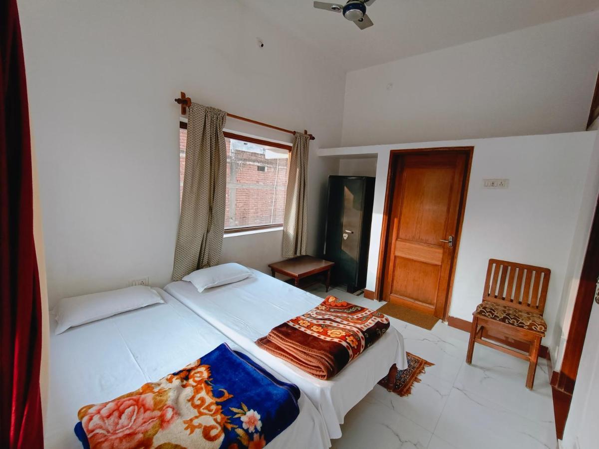 The Gupta Guest House بود جايا المظهر الخارجي الصورة