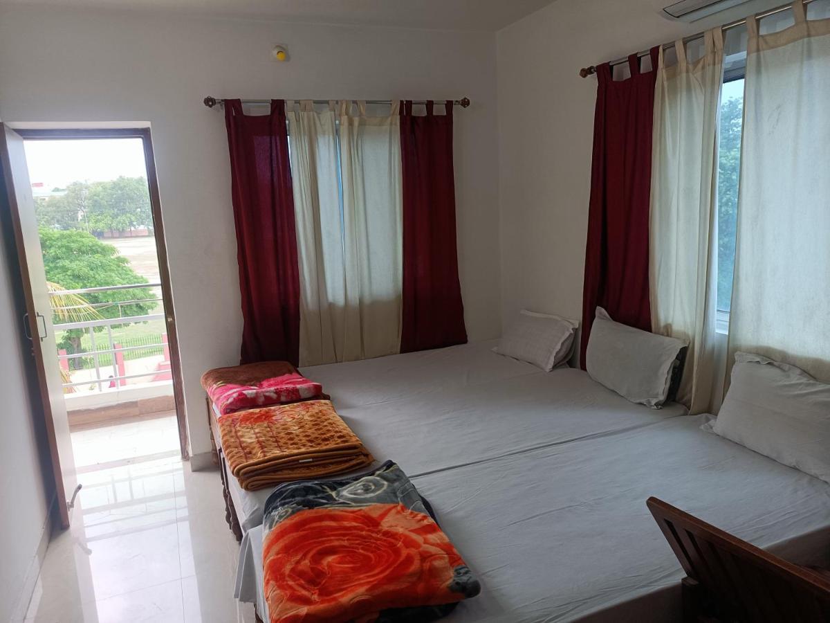 The Gupta Guest House بود جايا المظهر الخارجي الصورة